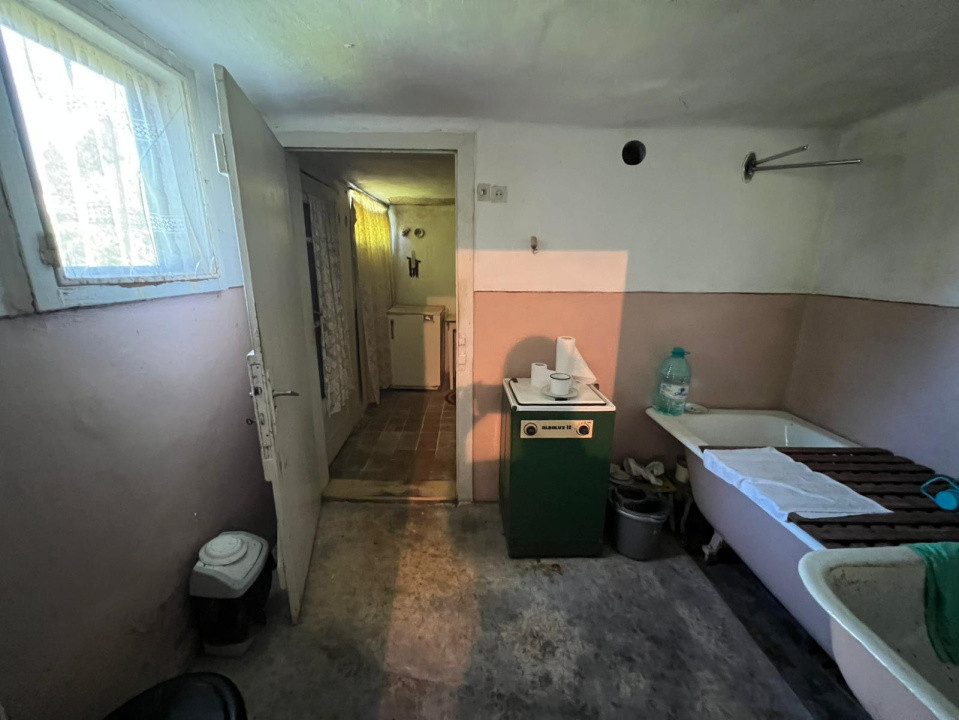 EXCLUSIVITATE!!! Casa cu 2 camere zona Grivitei 