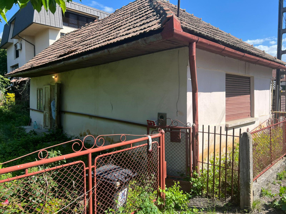EXCLUSIVITATE!!! Casa cu 2 camere zona Grivitei 