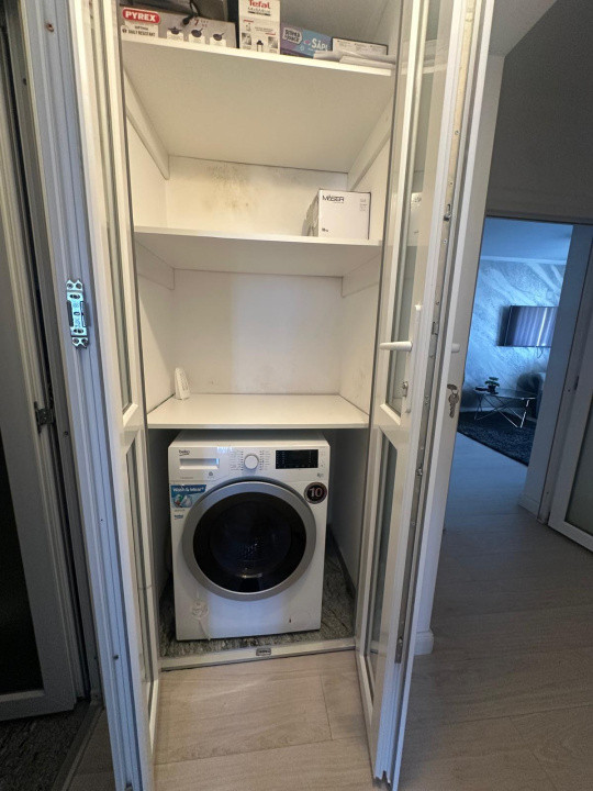 Apartament 3 camere zona centrala Parcul Mara