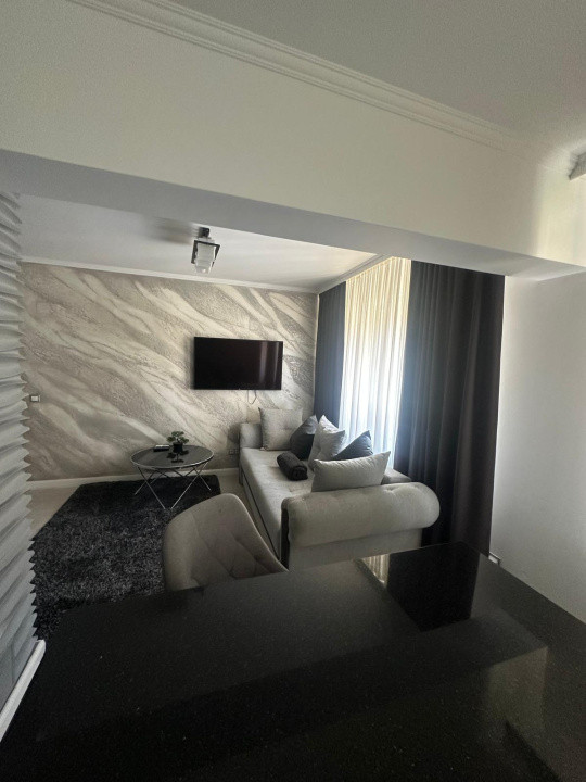 Apartament 3 camere zona centrala Parcul Mara
