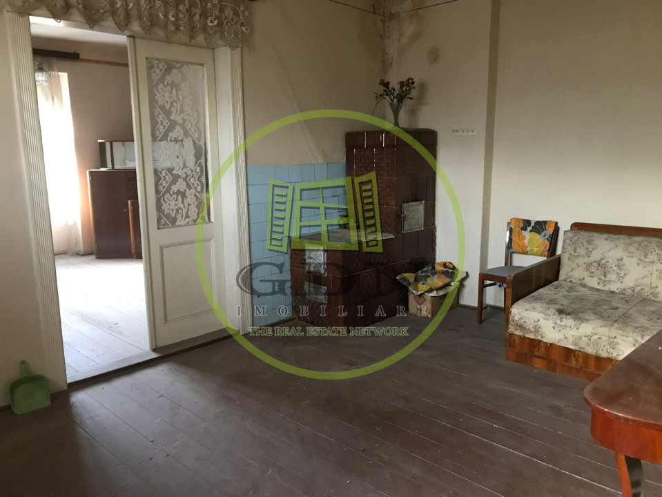 Casa 3 camere suprafata utila 90mp,spre vanzare in Gura Raului