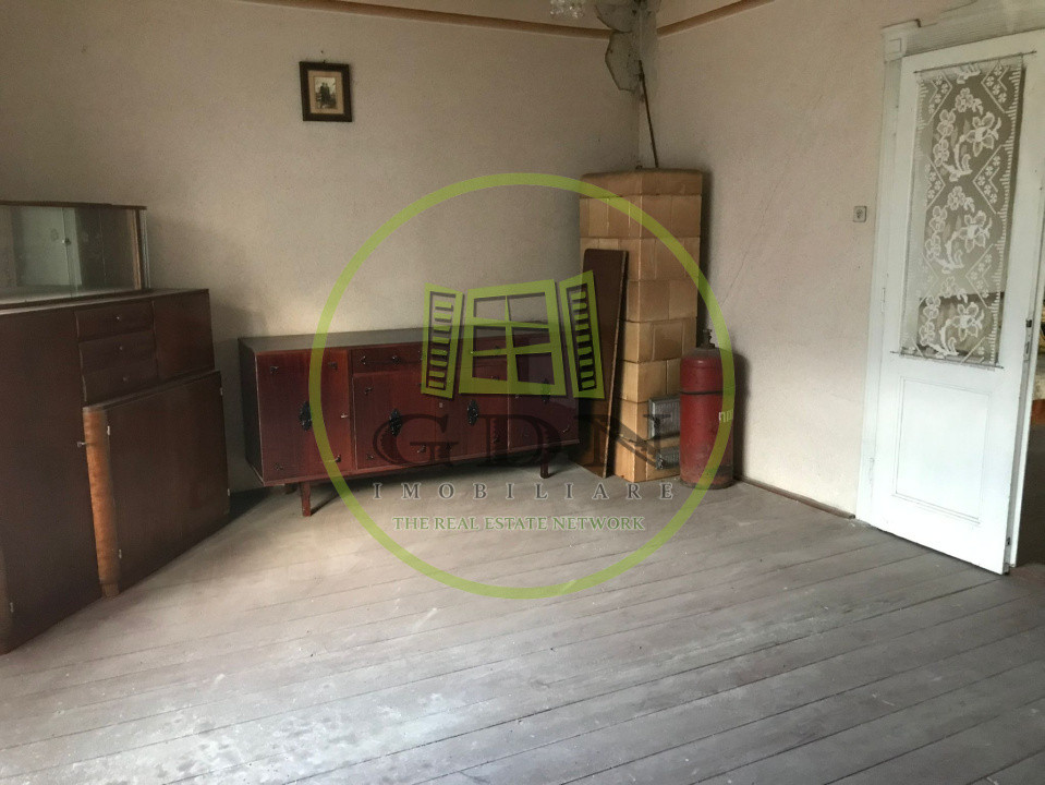 Casa 3 camere suprafata utila 90mp,spre vanzare in Gura Raului