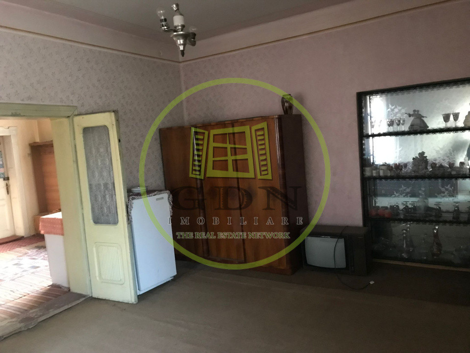 Casa 3 camere suprafata utila 90mp,spre vanzare in Gura Raului