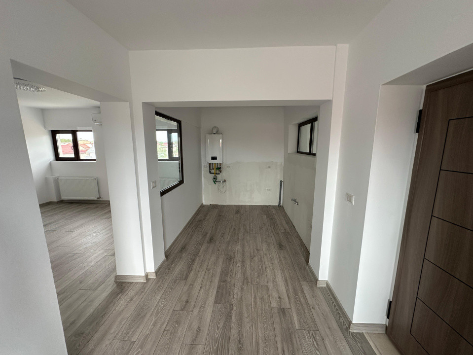 APARTAMENT DE VANZARE, 3 CAM, ET 2