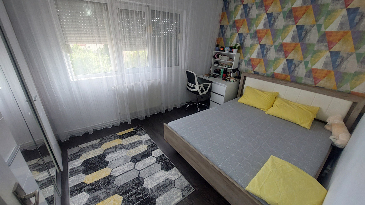 Apartament doua camere semidecomandat, 50 mp, Rovine zona Liceul Basarab