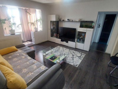 Apartament doua camere semidecomandat, 50 mp, Rovine zona Liceul Basarab