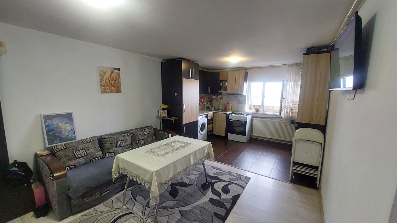 Apartament 3 camere open space, mansarda, Lapus zona trenul pierdut