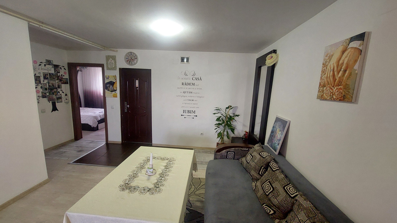 Apartament 3 camere open space, mansarda, Lapus zona trenul pierdut