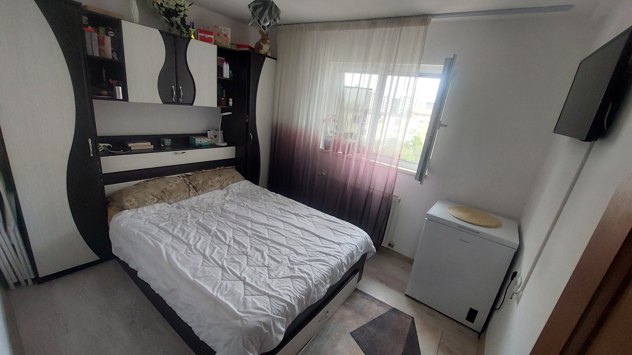 Apartament 3 camere open space, mansarda, Lapus zona trenul pierdut