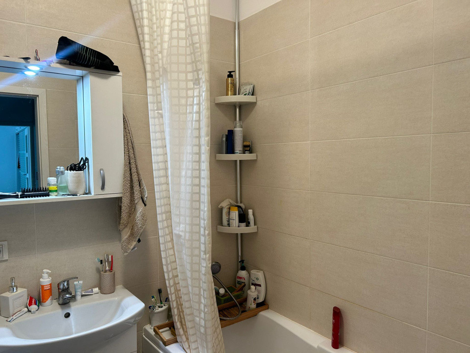 Apartament + Curte individuală apropiere metrou Dimitrie Leonida!