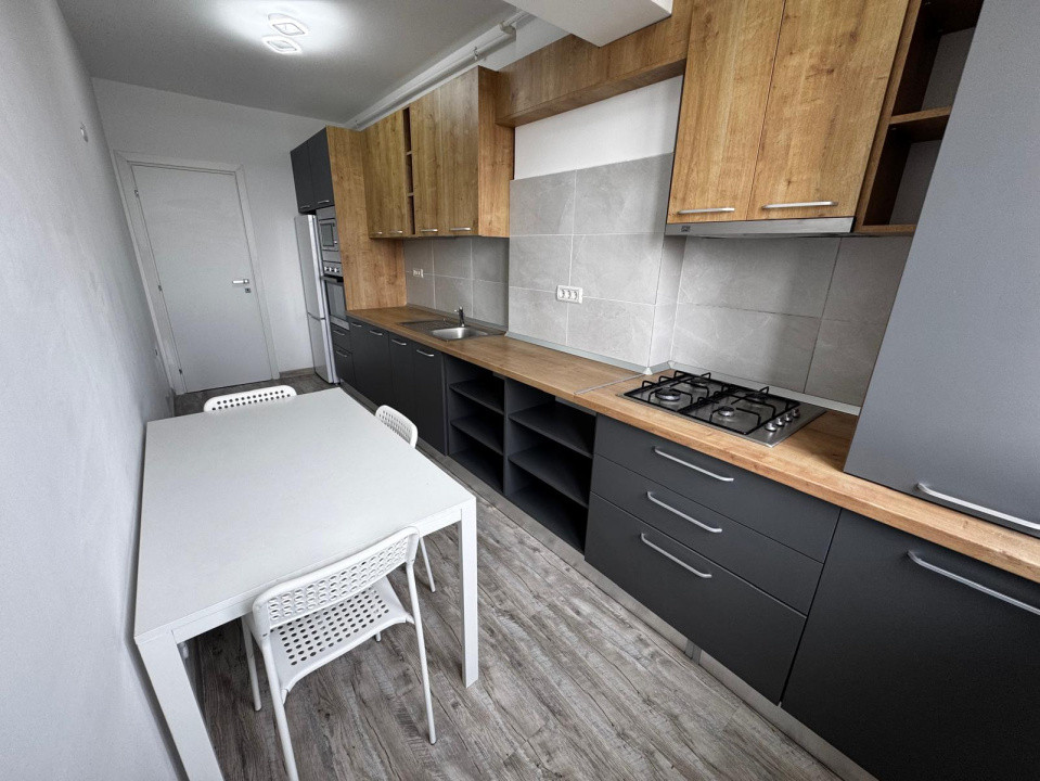 Apartament 2 camere, decomandat, 60mp, Calea Bucuresti, zona Lidl. 