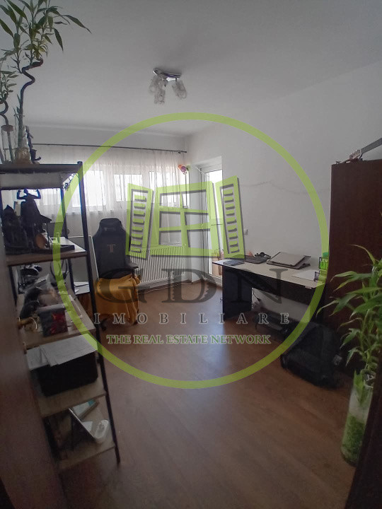 Apartament 3 camere 67mp, cu terasa12m, la vanzare in  Calea Cisnadiei