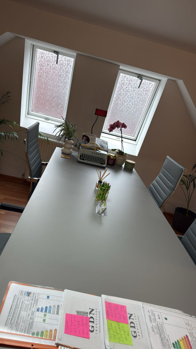 Apartament 3 camere 67mp, cu terasa12m, spre vanzare Calea Cisnadiei