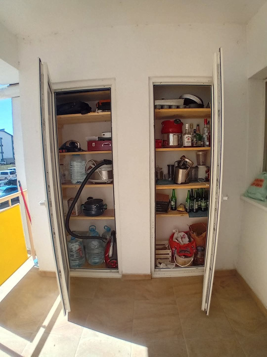 Apartament 3 camere 67mp, cu terasa12m, spre vanzare Calea Cisnadiei