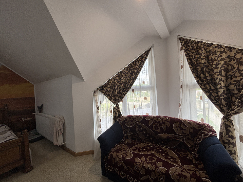 Casa de vanzare , Catalina