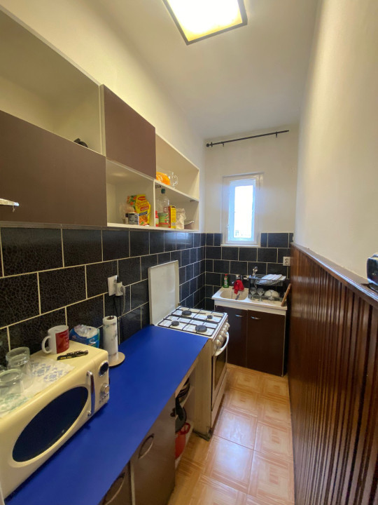 Apartament 2 camere, decomandat, ultracentral, etaj 1, str Independenței