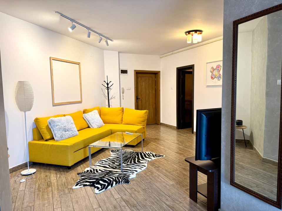 Apartament 3 camere de lux in zona centrala - Transilvaniei cu loc de parcare