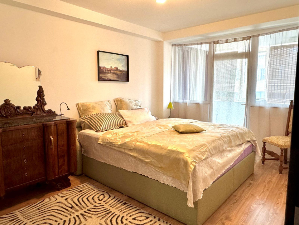 Apartament 3 camere de lux in zona centrala - Transilvaniei cu loc de parcare