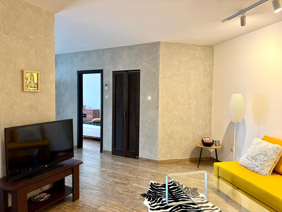 Apartament 3 camere de lux in zona centrala - Transilvaniei cu loc de parcare