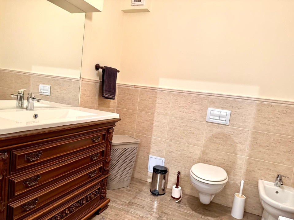 Apartament 3 camere de lux in zona centrala - Transilvaniei cu loc de parcare