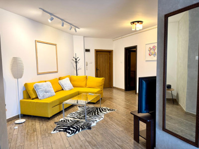 Apartament 3 camere de lux in zona centrala - Transilvaniei cu loc de parcare