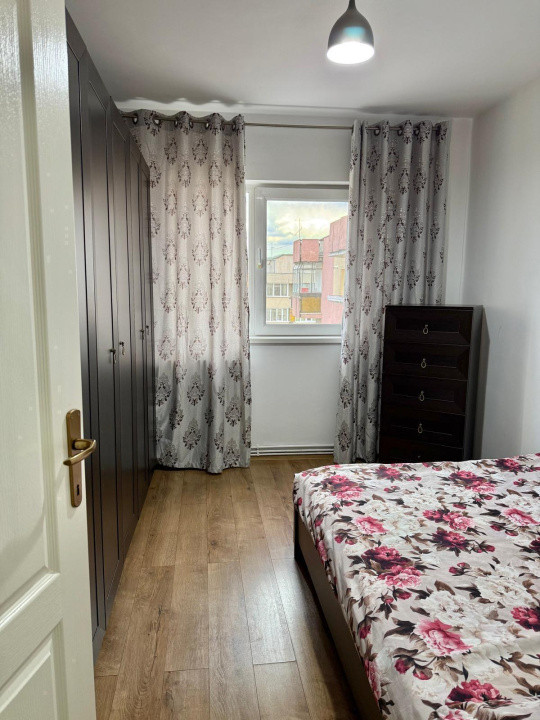 Apartament deosebit cu 4 cam., 2 băi, 218000  Eur, Aurel Vlaicu