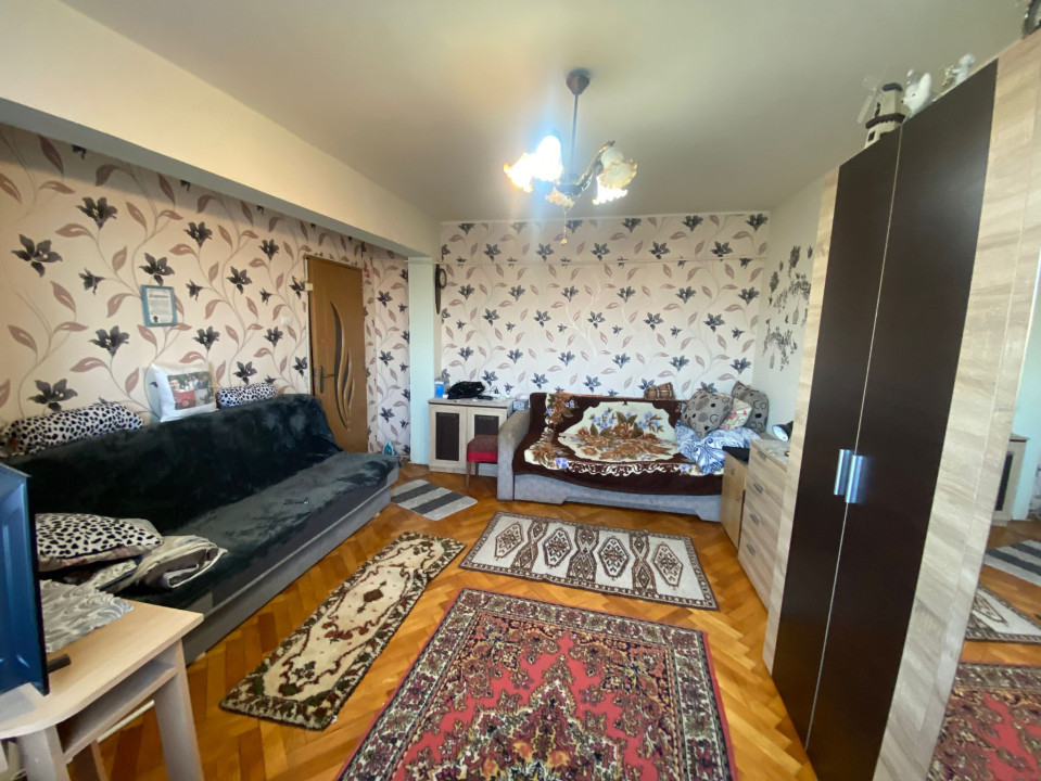 Apart 2camere, decomandat, 61mp utili, etaj 7din7, bloc cu lift, str.B-dul Dacia