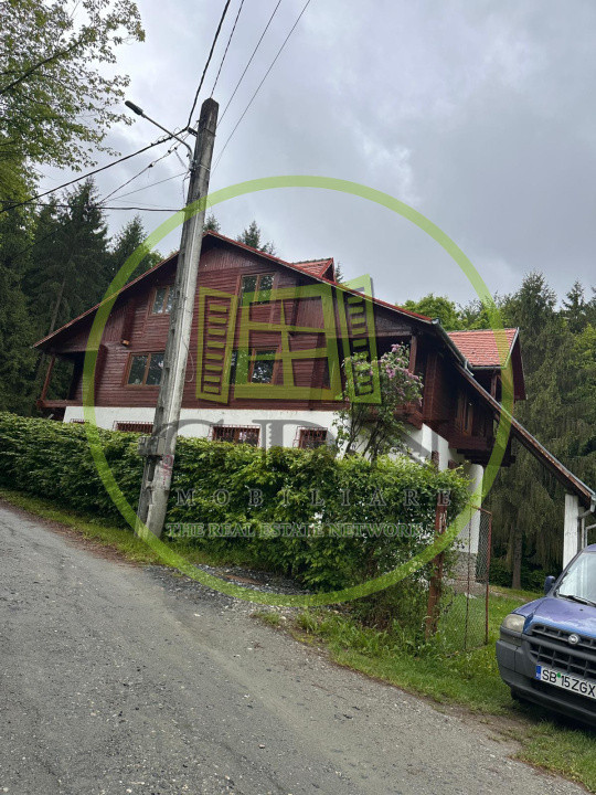 🌲 Duplex deosebit cu vedere panoramică spre munți și pădure – Tocile, Sadu 🏡