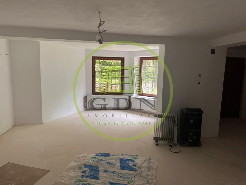 🌲 Duplex deosebit cu vedere panoramică spre munți și pădure – Tocile, Sadu 🏡