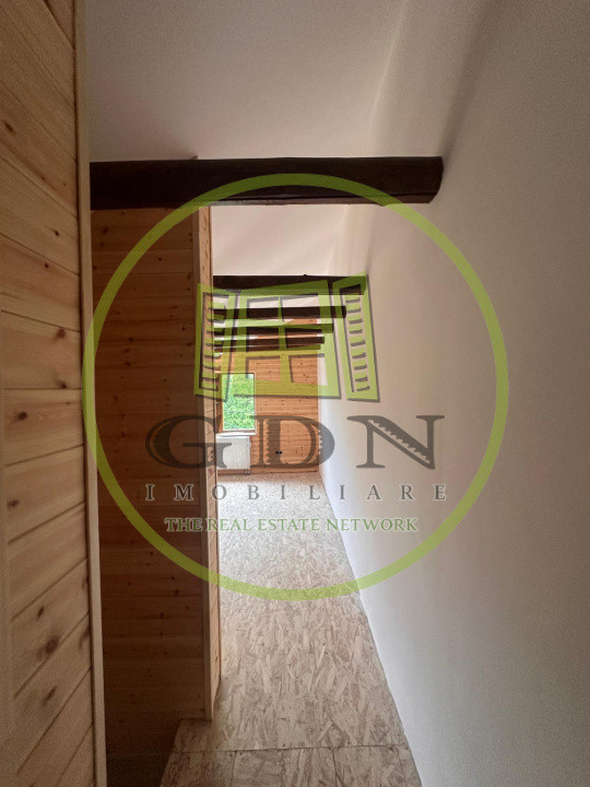 🌲 Duplex deosebit cu vedere panoramică spre munți și pădure – Tocile, Sadu 🏡