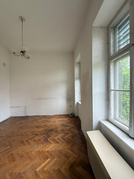 Apartament 2 camere, pretabil investitie, Piata Schiller, ultracentral.