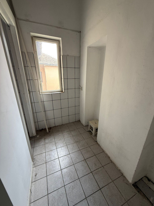 Apartament 2 camere, pretabil investitie, Piata Schiller, ultracentral.