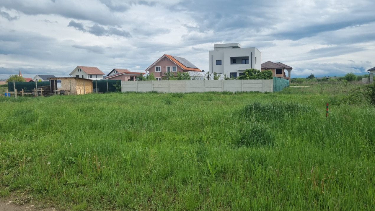 Teren de Vânzare în Cristian – 485 m² cu Autorizație de Construire