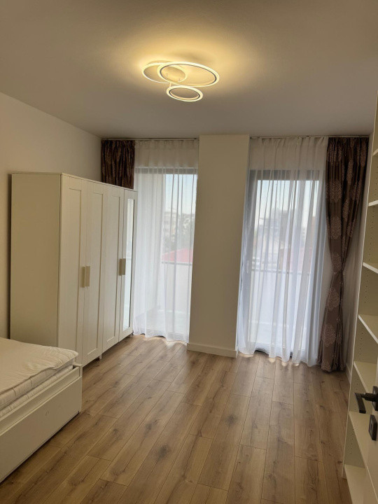 Închiriere apart. lux, 3 cam, 85 mp.+garaj, 850 Eur, Bună-Ziua!