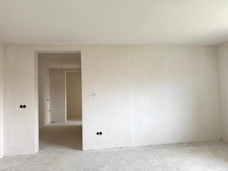 Apartament spatios 4 camere - de vanzare - Tautii Magheraus
