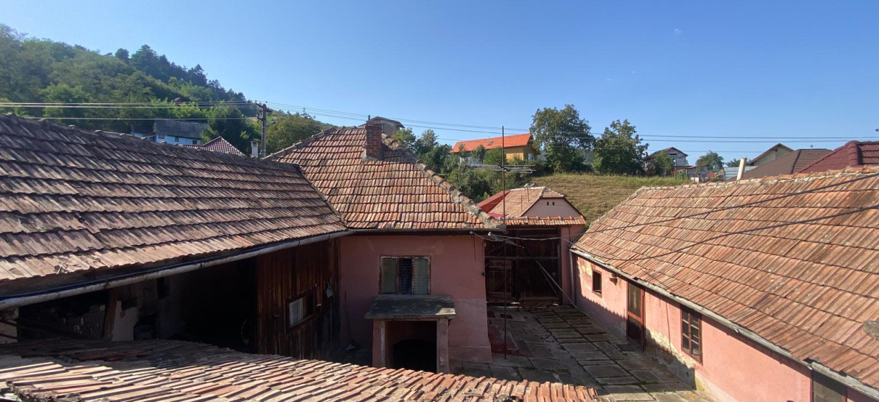 Casa 4 camere suprafata 70mp, teren512mp spre vanzare in Saliste
