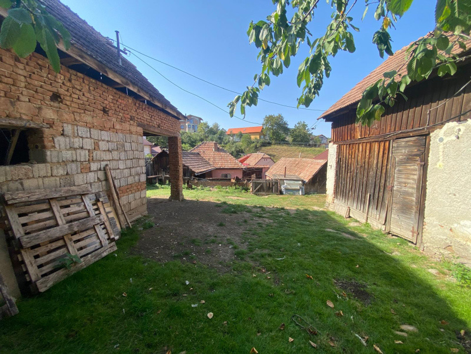 Casa 4 camere suprafata 70mp, teren512mp spre vanzare in Saliste