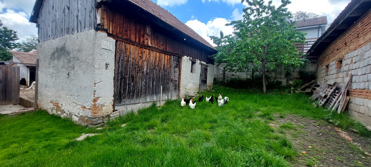 Casa 4 camere suprafata 81mp, teren 512mp spre vanzare in Saliste