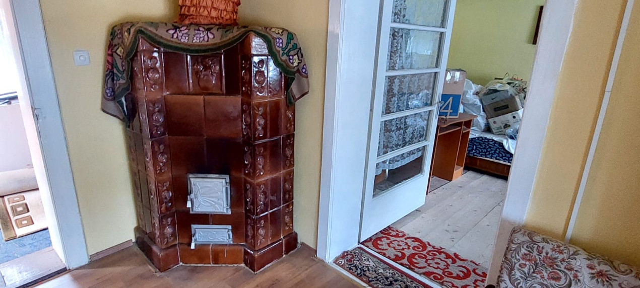 Casa 4 camere suprafata 81mp, teren 512mp spre vanzare in Saliste