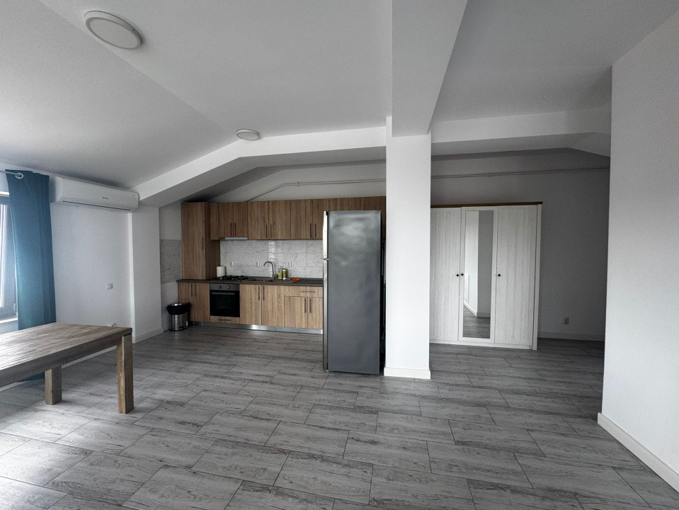 Apartament 2 camere, open-space, 84mp, Sarari, zona Parchet 