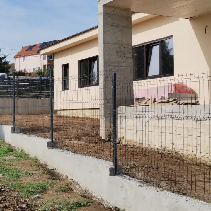 Casă modernă cu 4 camere, decomandată, suprafață utilă 131 mp, Oncea