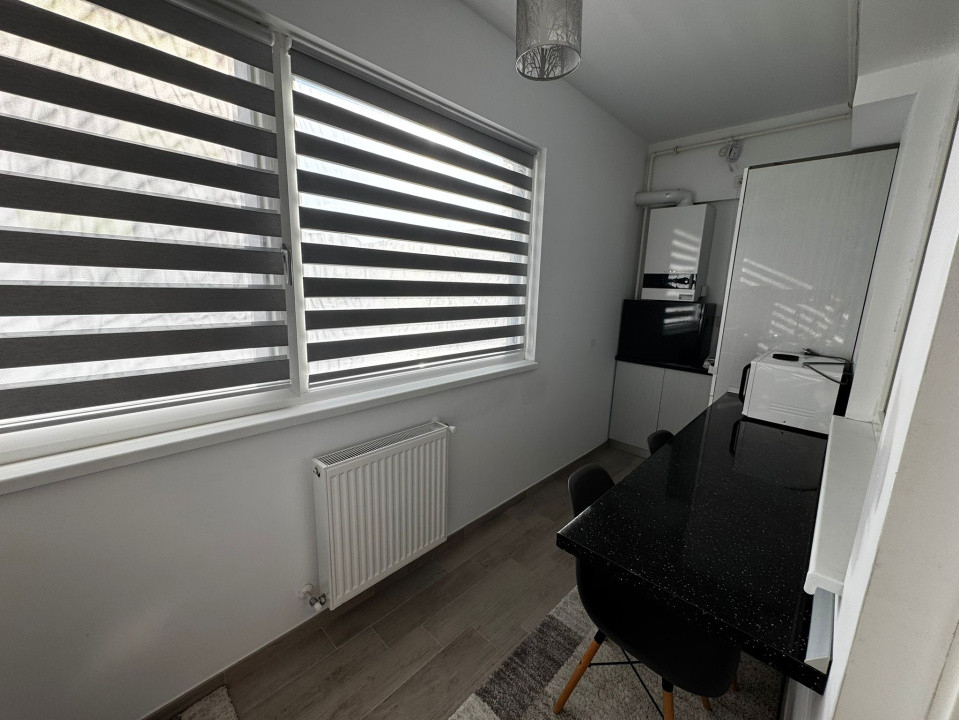 Apartament 3 camere, decomandat, 96mp, Lapus Arges, zona Trenul Pierdut. 