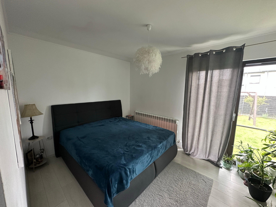 Casă P+M,5 camere