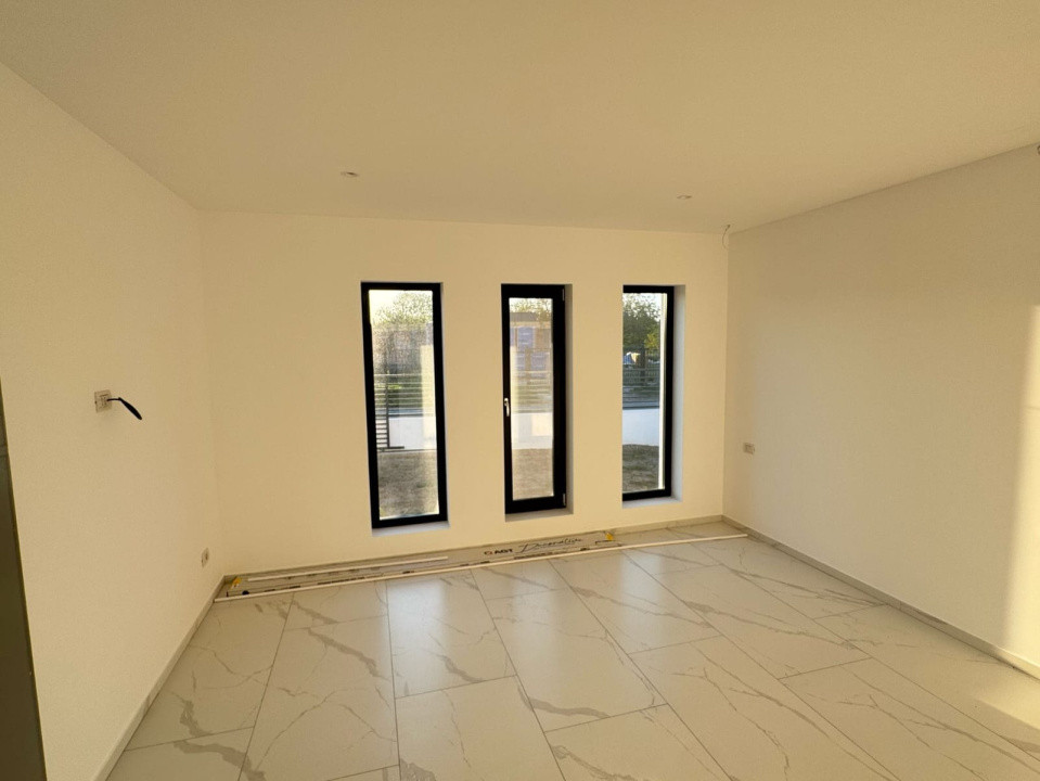 CASA  DE VANZARE9(125 MP)DR. CARNABEL