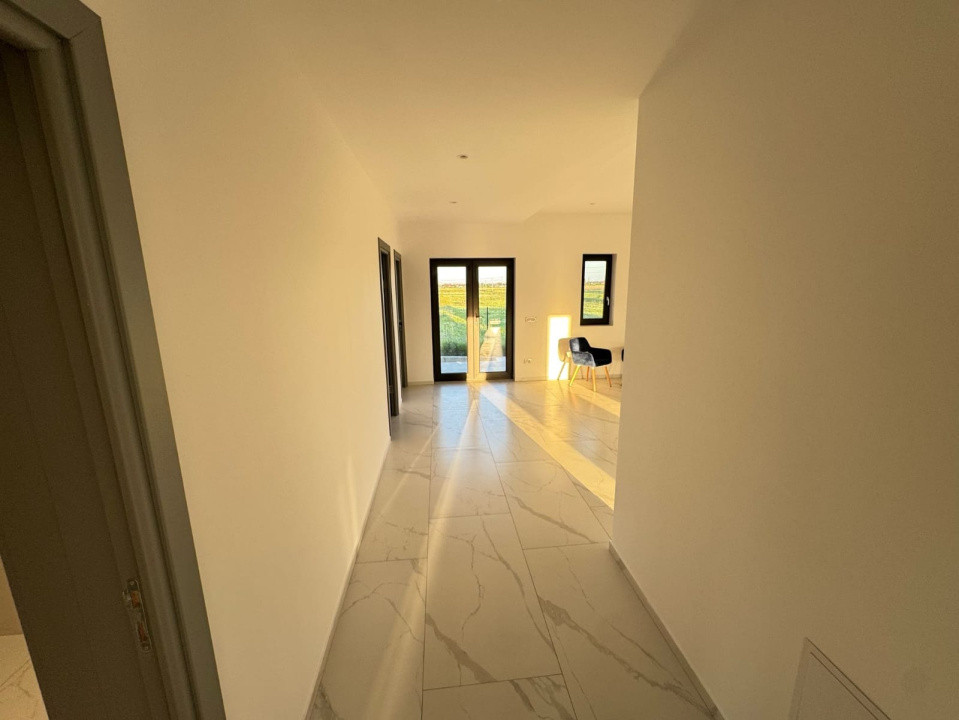 CASA  DE VANZARE9(125 MP)DR. CARNABEL