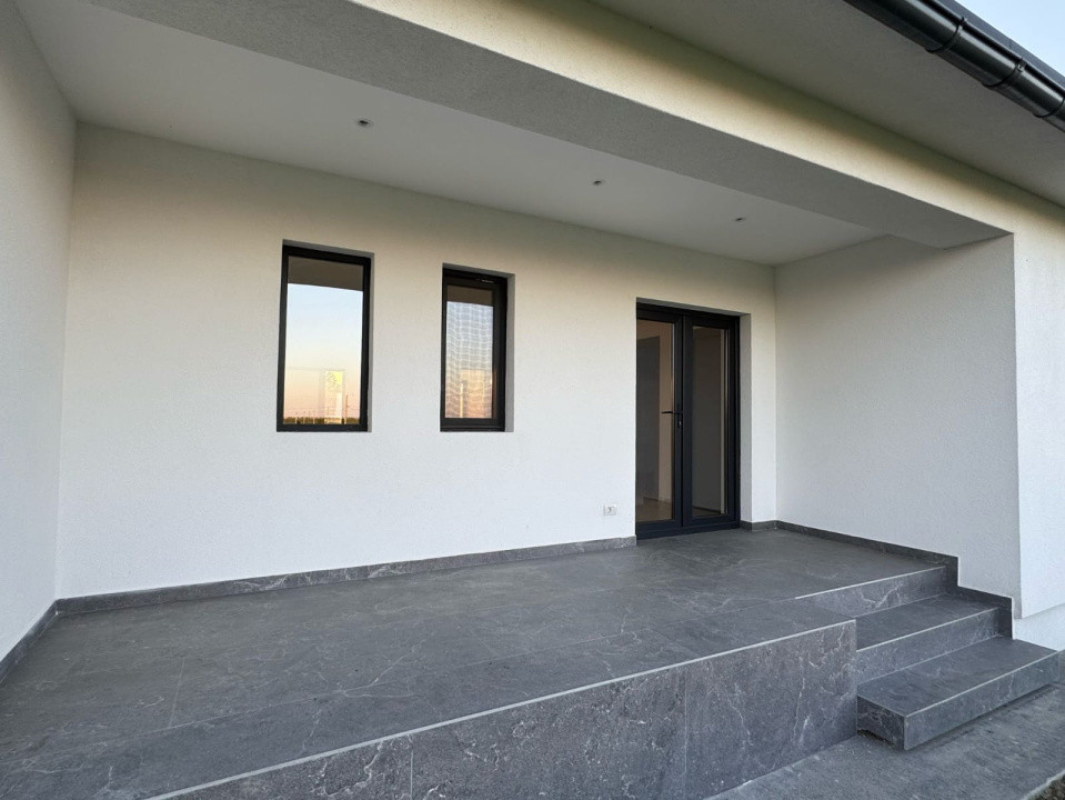 CASA  DE VANZARE9(125 MP)DR. CARNABEL