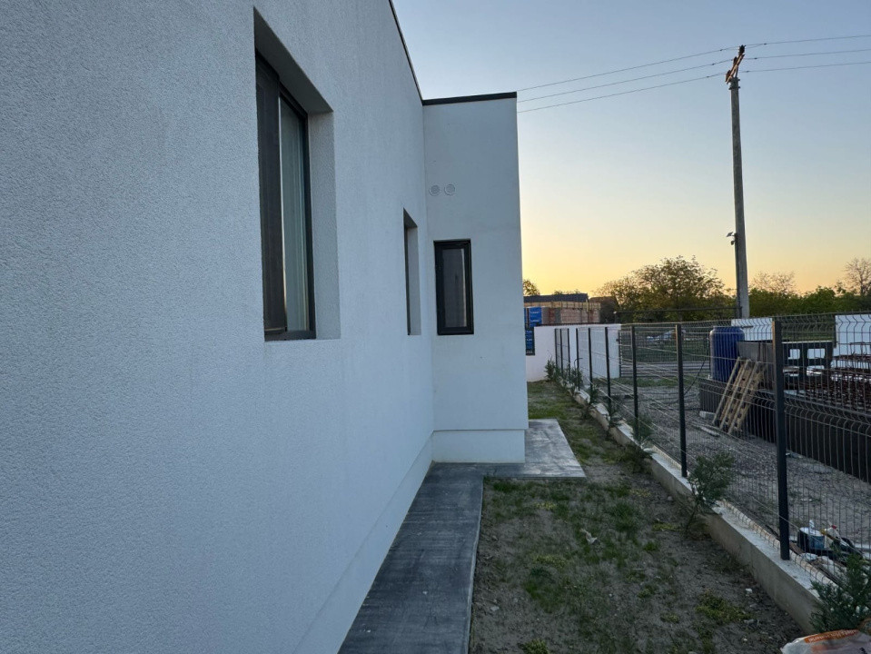 CASA  DE VANZARE9(125 MP)DR. CARNABEL