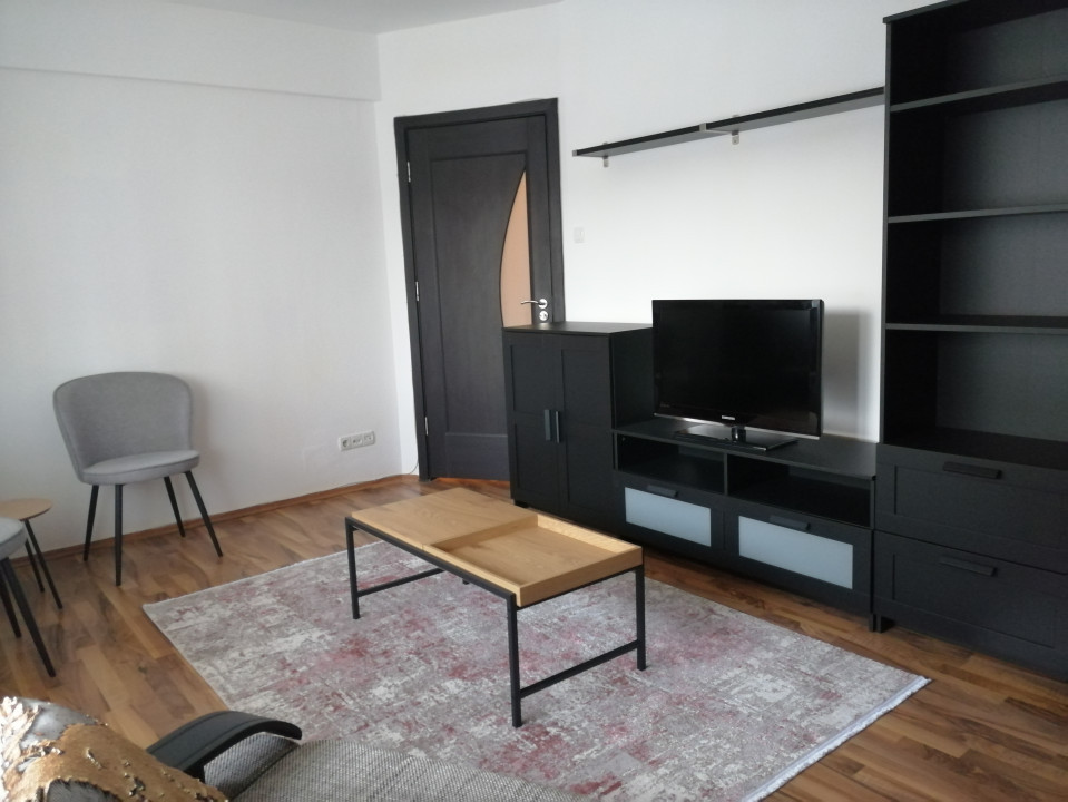 Apartament cu 2 camere, semidecomandat, suprafață utilă 55 mp, Nufărul