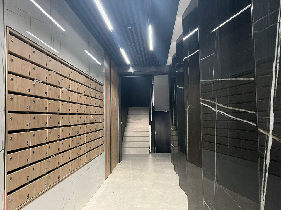 Apartament cu 3 camere , ultracentral cu panorama deosebita