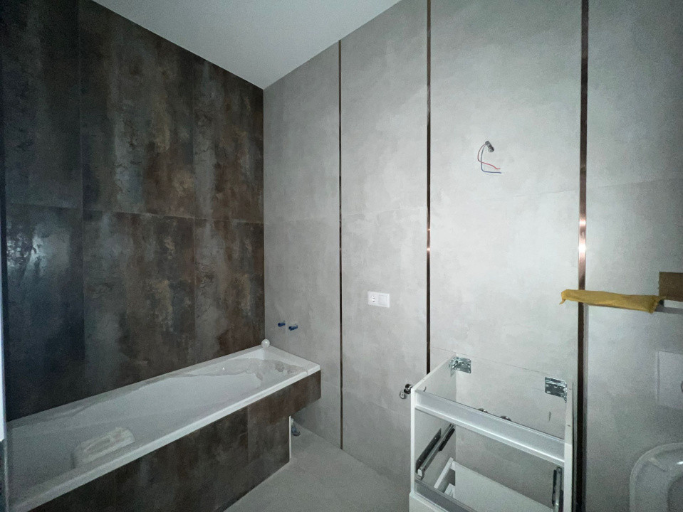Apartament cu 3 camere , ultracentral cu panorama deosebita
